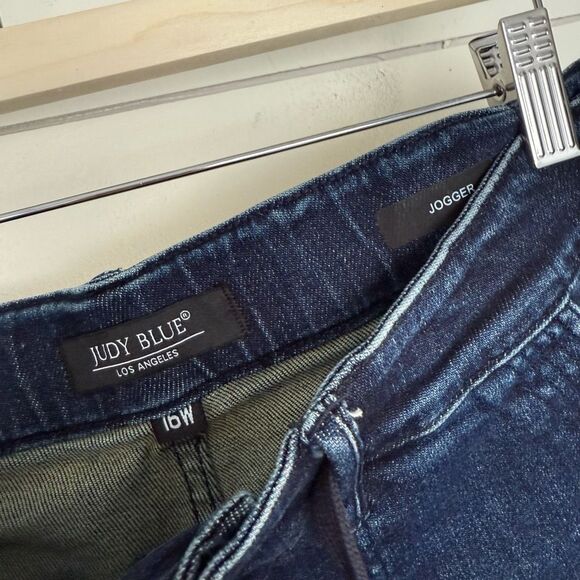 Judy Blue Women’s Plus Size 16W Denim Jogger Jeans Stretchy - Picture 2 of 5